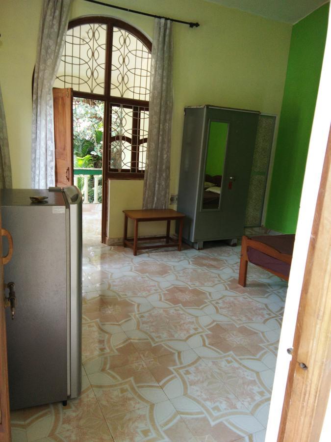 Joaquina'S Guest House 卡兰古特 外观 照片