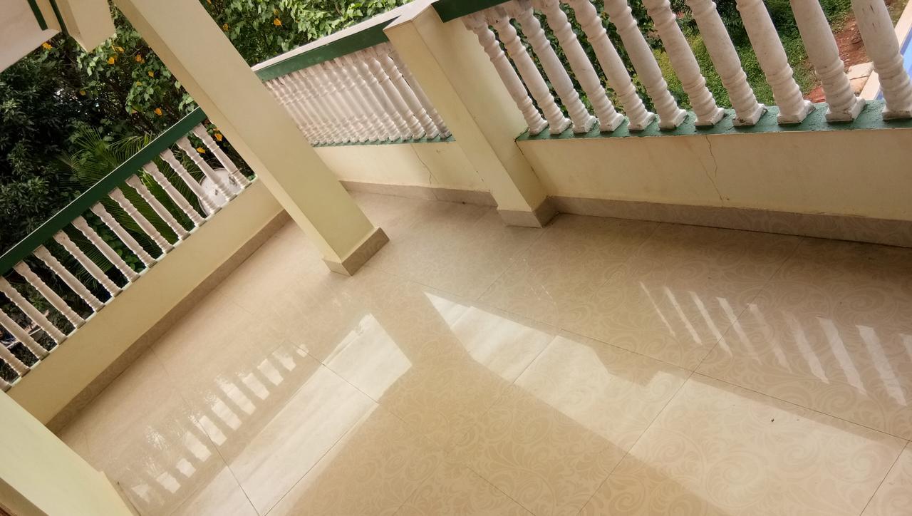Joaquina'S Guest House 卡兰古特 外观 照片