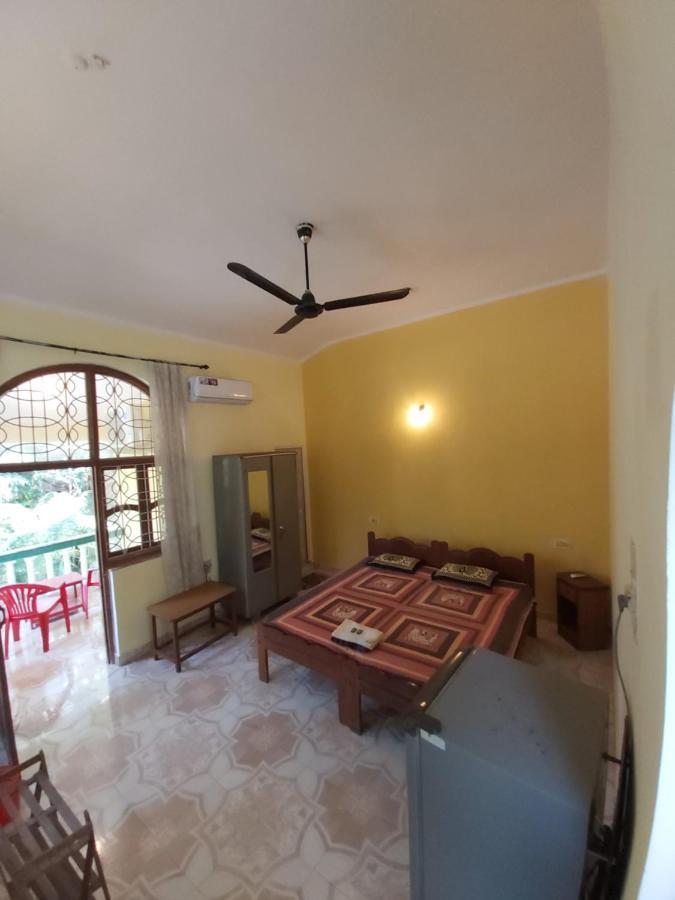 Joaquina'S Guest House 卡兰古特 外观 照片