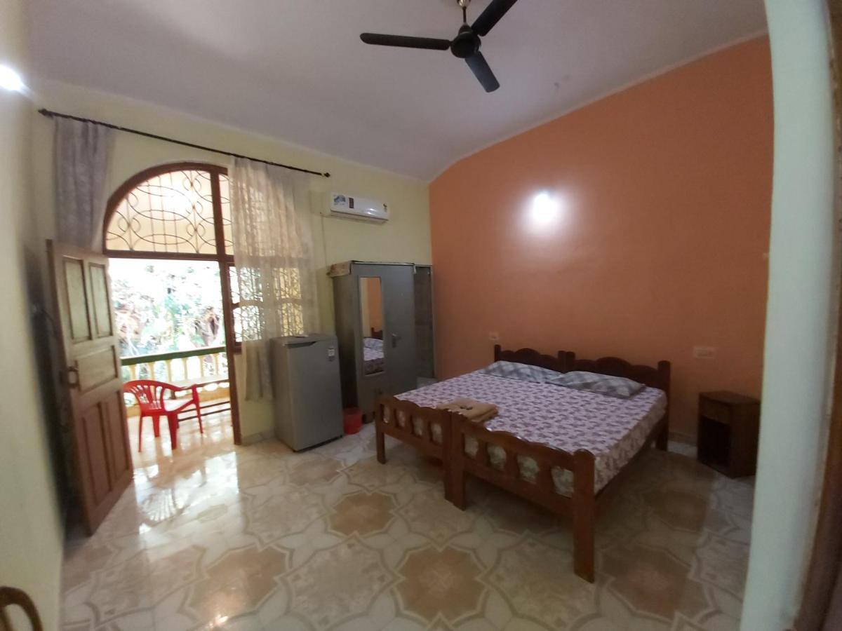 Joaquina'S Guest House 卡兰古特 外观 照片
