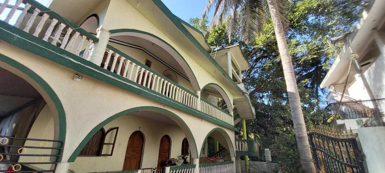 Joaquina'S Guest House 卡兰古特 外观 照片