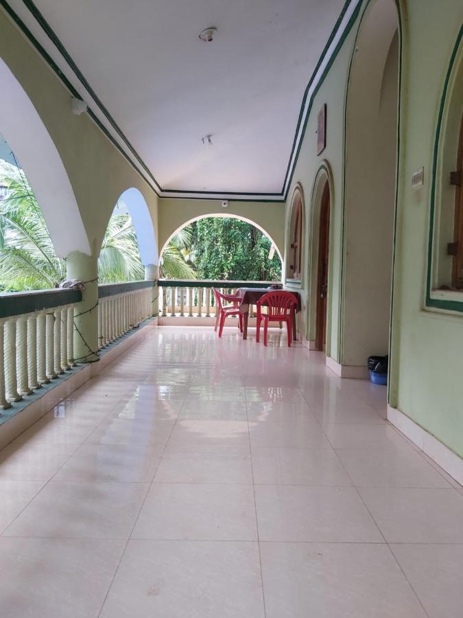 Joaquina'S Guest House 卡兰古特 外观 照片